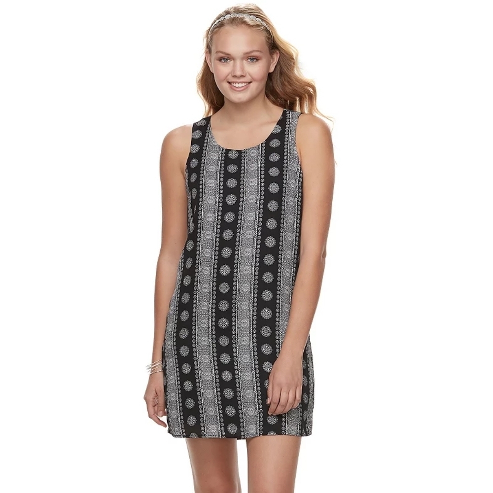 Black Printed Sleeveless Shift Dress